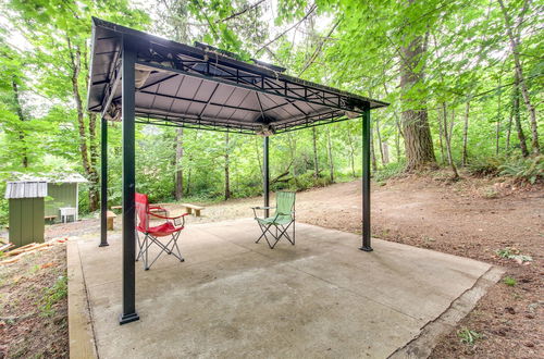 Photo 6 - Charming Oregon Home w/ Private Pickleball Court