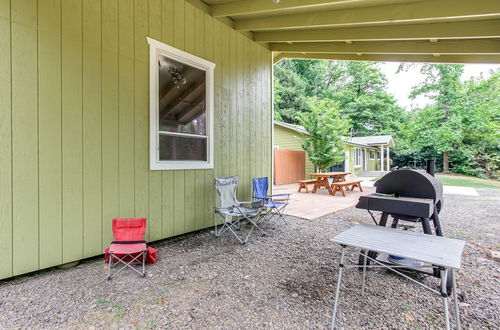 Photo 26 - Charming Oregon Home w/ Private Pickleball Court