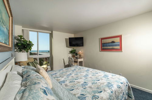 Photo 9 - Oceanside Beach Condos