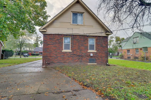 Photo 5 - Detroit Getaway w/ Fireplace Near Ford Field