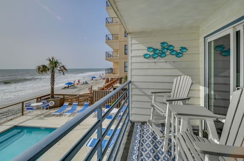 Photo 14 - Oceanfront South Carolina Retreat - Pool & Balcony