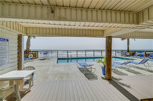 Photo 7 - Oceanfront South Carolina Retreat - Pool & Balcony