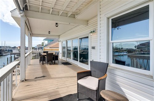 Photo 19 - Waterfront Freeport Home: Deck & Private Boat Dock