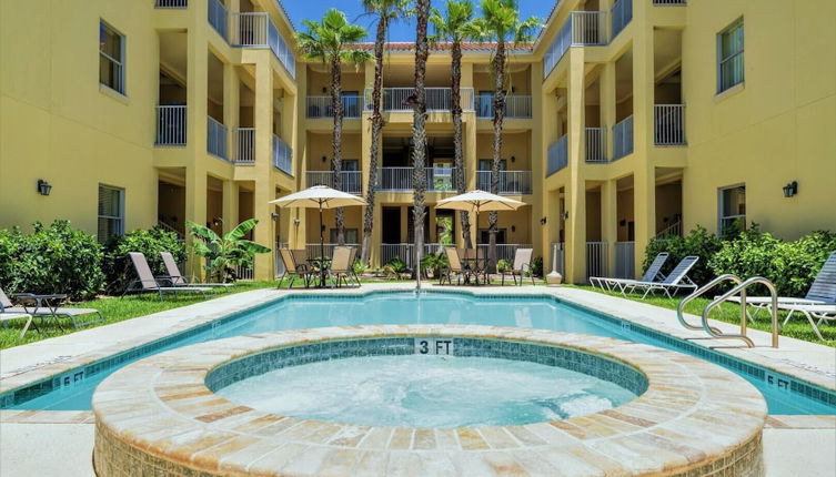 Foto 1 - Poolside Condo, Sleeps 8, Only 1 Block From Beach