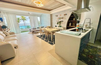 Foto 1 - Enjoy Beach Life at This Gated