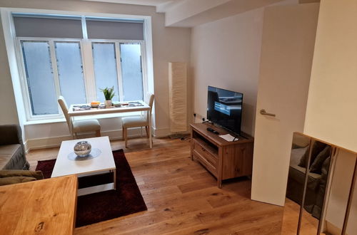 Photo 12 - Lovely 1-bed Apartment in London