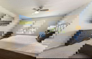 Photo 2 - House of Dreams at Windsor Westside