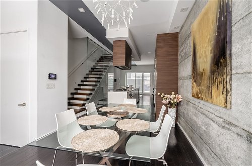 Photo 42 - GLOBALSTAY Luxury Townhouse in Downtown Toronto