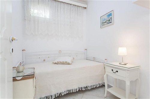 Foto 4 - Charming 3-bed Villa in Sounio