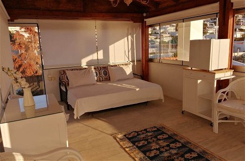 Foto 5 - Charming 3-bed Villa in Sounio
