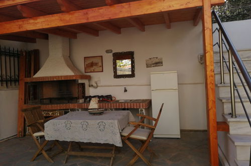 Foto 9 - Charming 3-bed Villa in Sounio