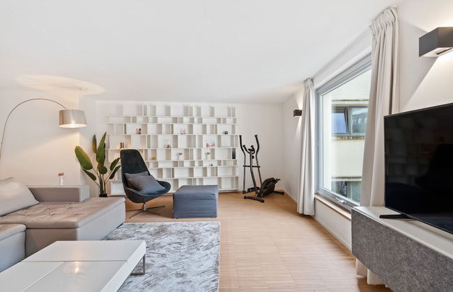 Modern Apt Old Town w Panoramic View ID4 - Foto 11
