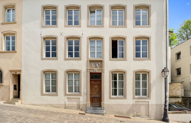 Modern Apt Old Town w Panoramic View ID4 - Foto 29