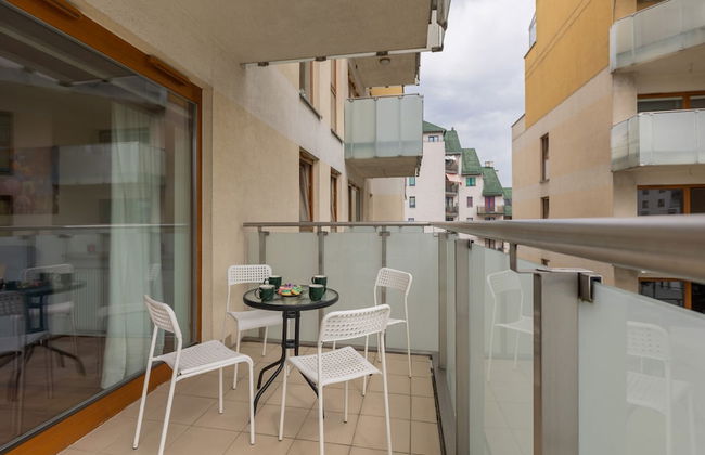Apartment With 3 Rooms Bemowo by Renters - Foto 27