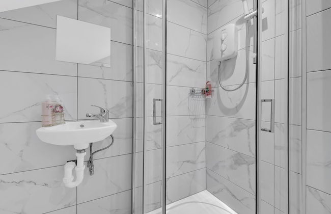 Remarkable Serviced Room West Drayton London UB7 - Foto 13
