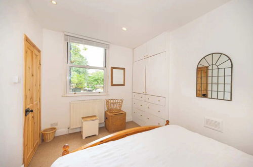 Photo 3 - Stunning 1BD Flat Opposite the Park - Peckham Rye