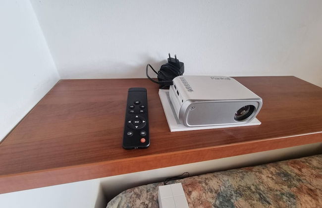 1 Bed Homey Two Floor Apartment - 200mbps Wi-fi! - Foto 14