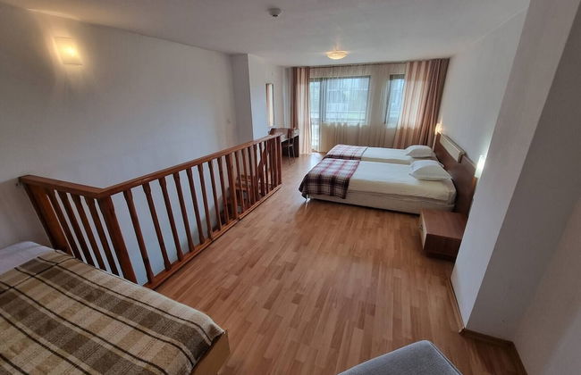 1 Bed Homey Two Floor Apartment - 200mbps Wi-fi! - Foto 1