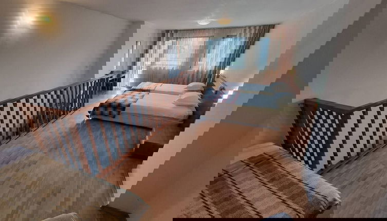 Foto 1 - 1 Bed Homey Two Floor Apartment - 200mbps Wi-fi!