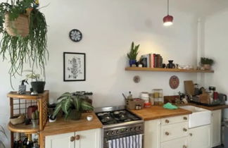 Foto 2 - Modern Farmhouse-style 1BD Flat - Wood Green