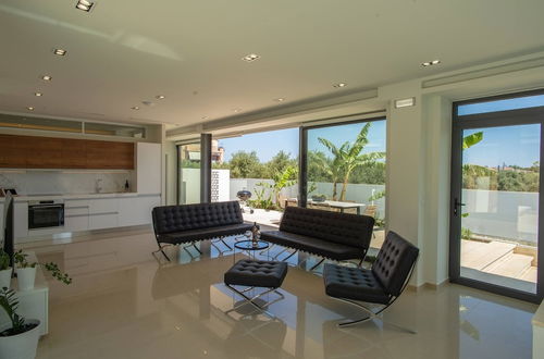 Foto 32 - Luxury Villa Glass - 200 Meters From The Beach no6