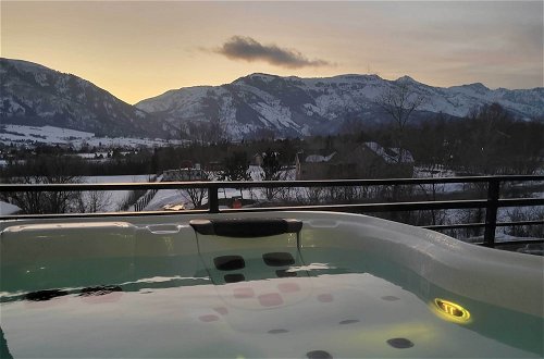 Photo 19 - Modern Mtn View Townhome < 5 Mi to Skiing