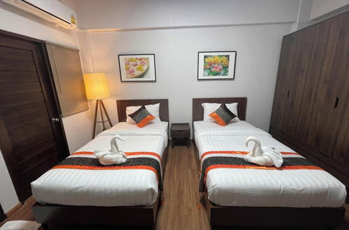 Photo 5 - The Bedrooms Maeklong Service Apartment