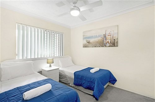 Photo 3 - Oceanside Cove Holiday Apartments