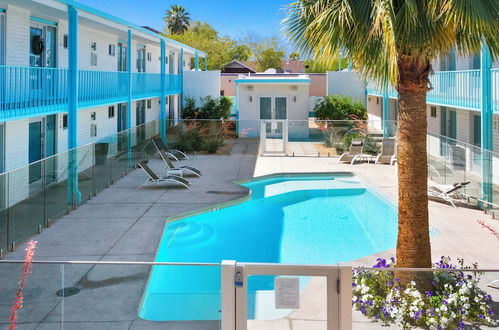 Photo 11 - Funky Pool Side Cabana in DTPHX