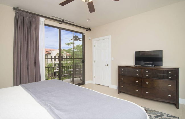 Impressively designed and decorated 3rd-floor space overlooking pool in Coco - Foto 2