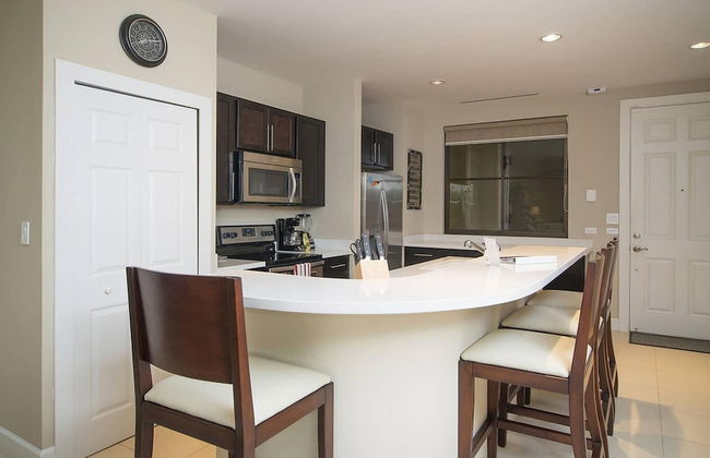 Impressively designed and decorated 3rd-floor space overlooking pool in Coco - Foto 6