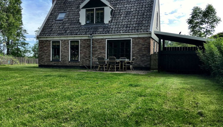 Foto 1 - Lush Villa with Hot Tub, Private Fenced Garden in Hippolytushoef