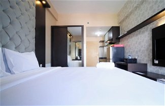 Photo 2 - Best Deals And Comfy Studio At Bale Hinggil Apartment
