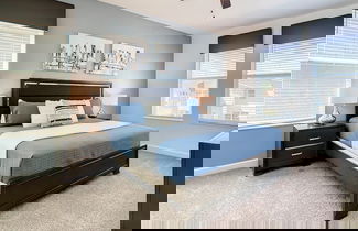 Foto 3 - Storey Lake 6BR Private Pool Spa Waterpark/disney