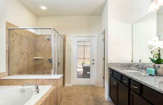 Special Rate Spacious Home With Private Pool! - Foto 18