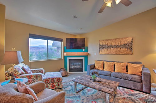 Photo 23 - Modern Moab Townhome With Shared Pool & Hot Tub