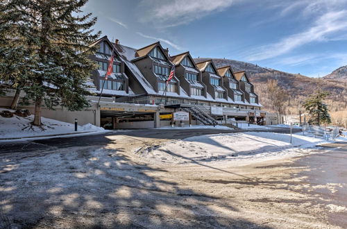 Photo 7 - Ski-in / Ski-out Resort Condo With Gas Fireplace