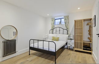 Foto 3 - Luxury one Bedroom Greenwich Studio Apartment Near Canary Wharf by Underthedoormat