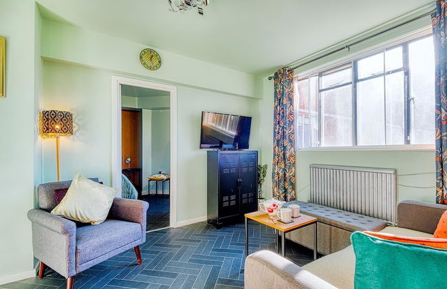 Warm and Welcoming Home in Putney by Underthedoormat - Foto 1