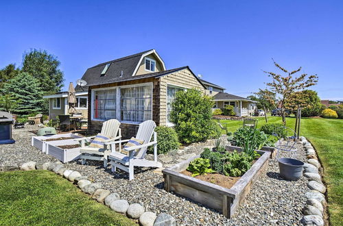 Photo 12 - Dreamy Sequim Cottage Near Olympic Natl Park