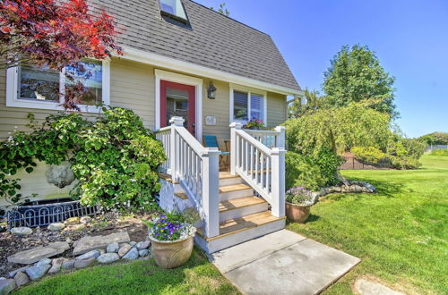 Photo 17 - Dreamy Sequim Cottage Near Olympic Natl Park