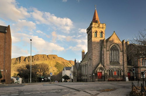 Foto 13 - 367 Comfortable 2 Bedroom Apartment on the Edge of Edinburgh s Historic Old Town