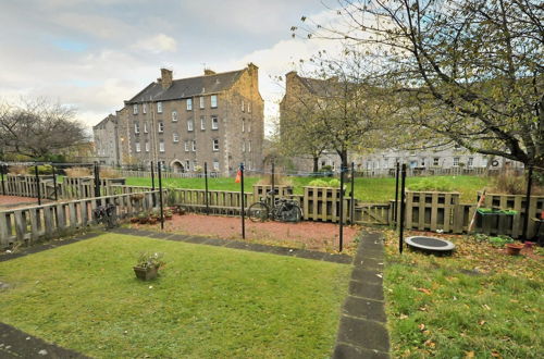 Foto 10 - 367 Comfortable 2 Bedroom Apartment on the Edge of Edinburgh s Historic Old Town