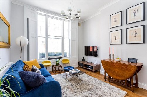Photo 8 - Stylish Notting Hill Apartment for 2-4