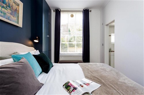 Photo 12 - Stylish Notting Hill Apartment for 2-4