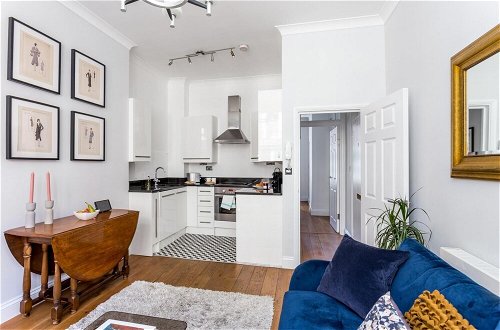 Photo 1 - Stylish Notting Hill Apartment for 2-4