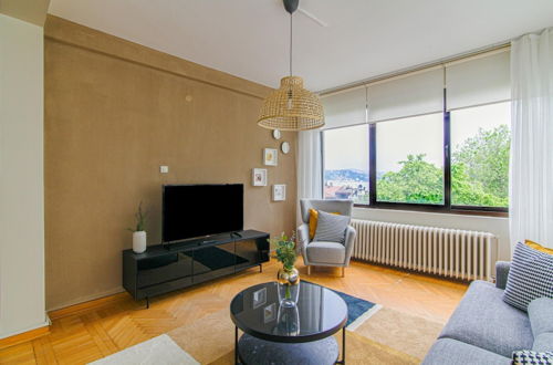 Foto 18 - Modern Flat With Sea View in Bebek