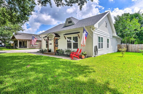 Photo 23 - Historic + Fully Renovated Waxahachie Home