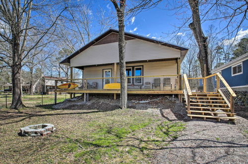 Foto 22 - Waterfront Home w/ 2 Kayaks, Dock, Boat Slip