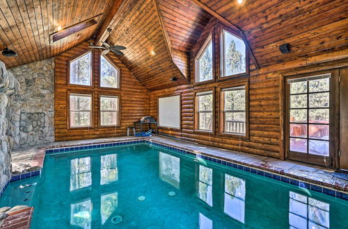 Foto 13 - South Lake Tahoe Vacation Rental w/ Indoor Pool